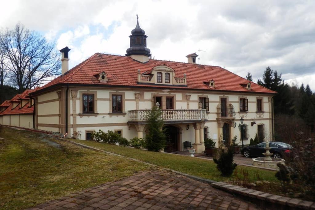 Zamecek Zdiky - Moderni Maly Apartman Bujanov Dış mekan fotoğraf
