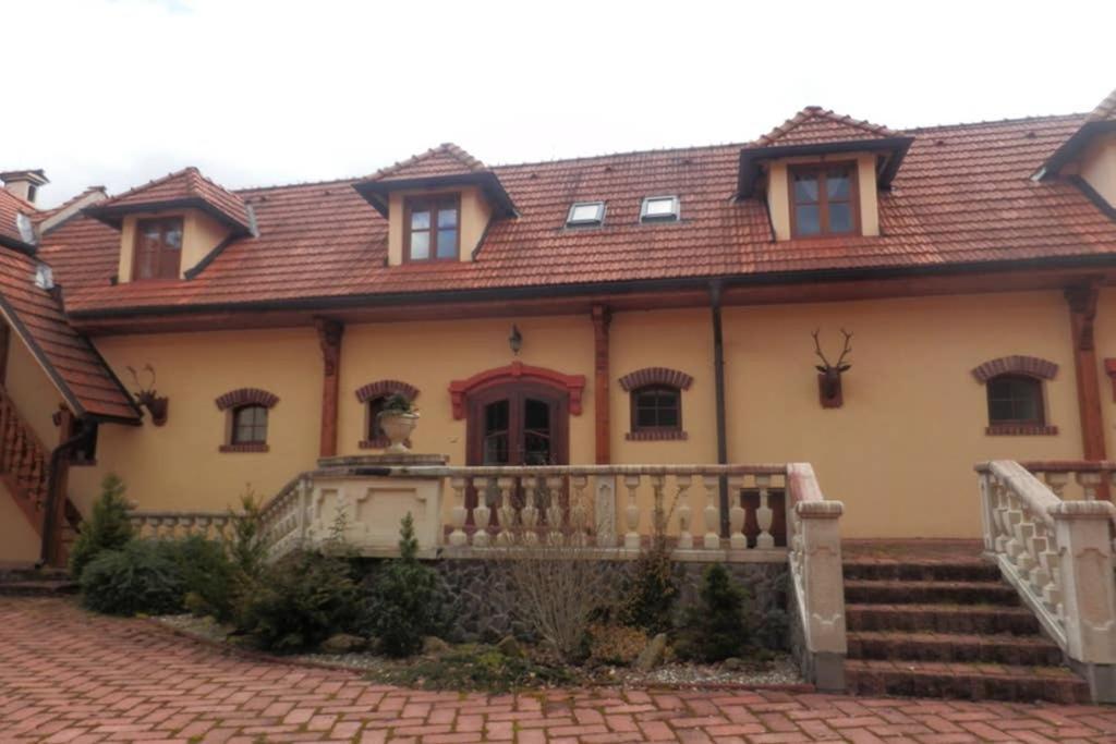 Zamecek Zdiky - Moderni Maly Apartman Bujanov Dış mekan fotoğraf